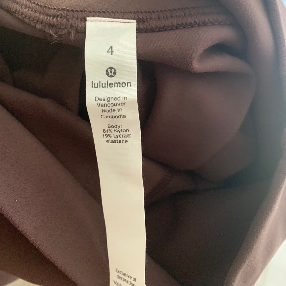 SOLD Lululemon align 7/8 black satin - Picture 7 of 7